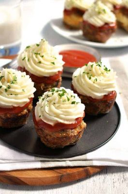 Meatloaf & Mashed Potato Cupcakes, Mini - Super Bowl