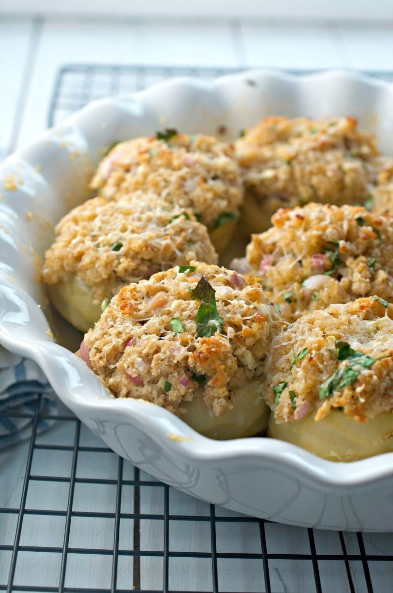 Stuffed Artichoke Bottom (Chicken)