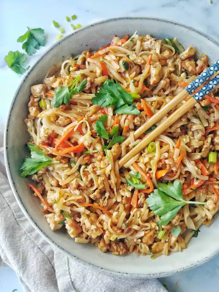 Carrot Rice With Noodles