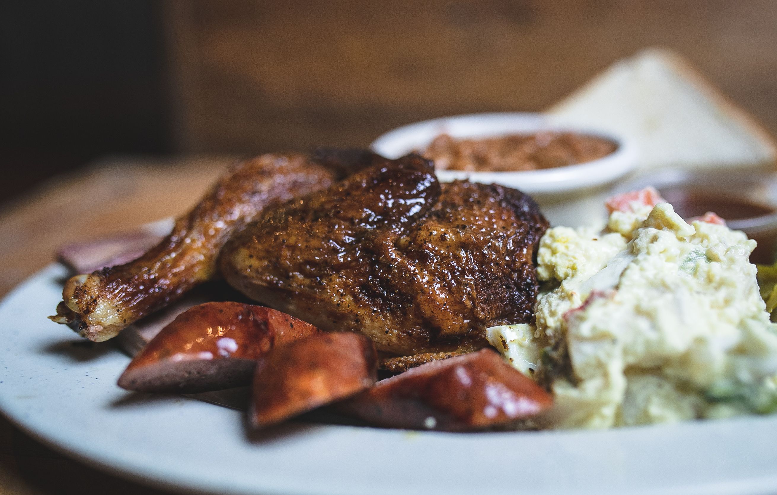 BBQ Plate - 2 Meat 2 Sides