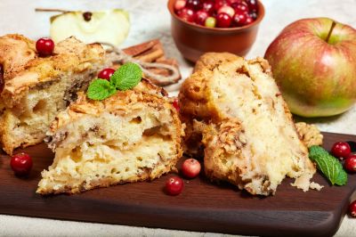 Apple Cranberry Cake