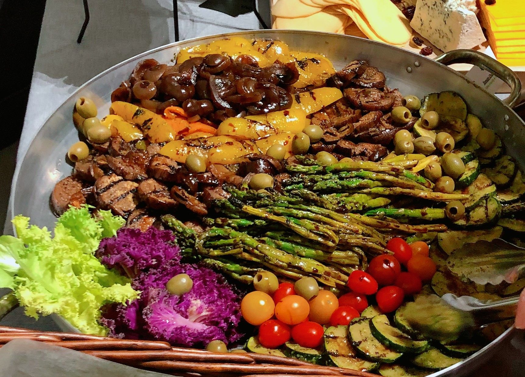 Mediterranean Grilled Vegetable Platter - Large