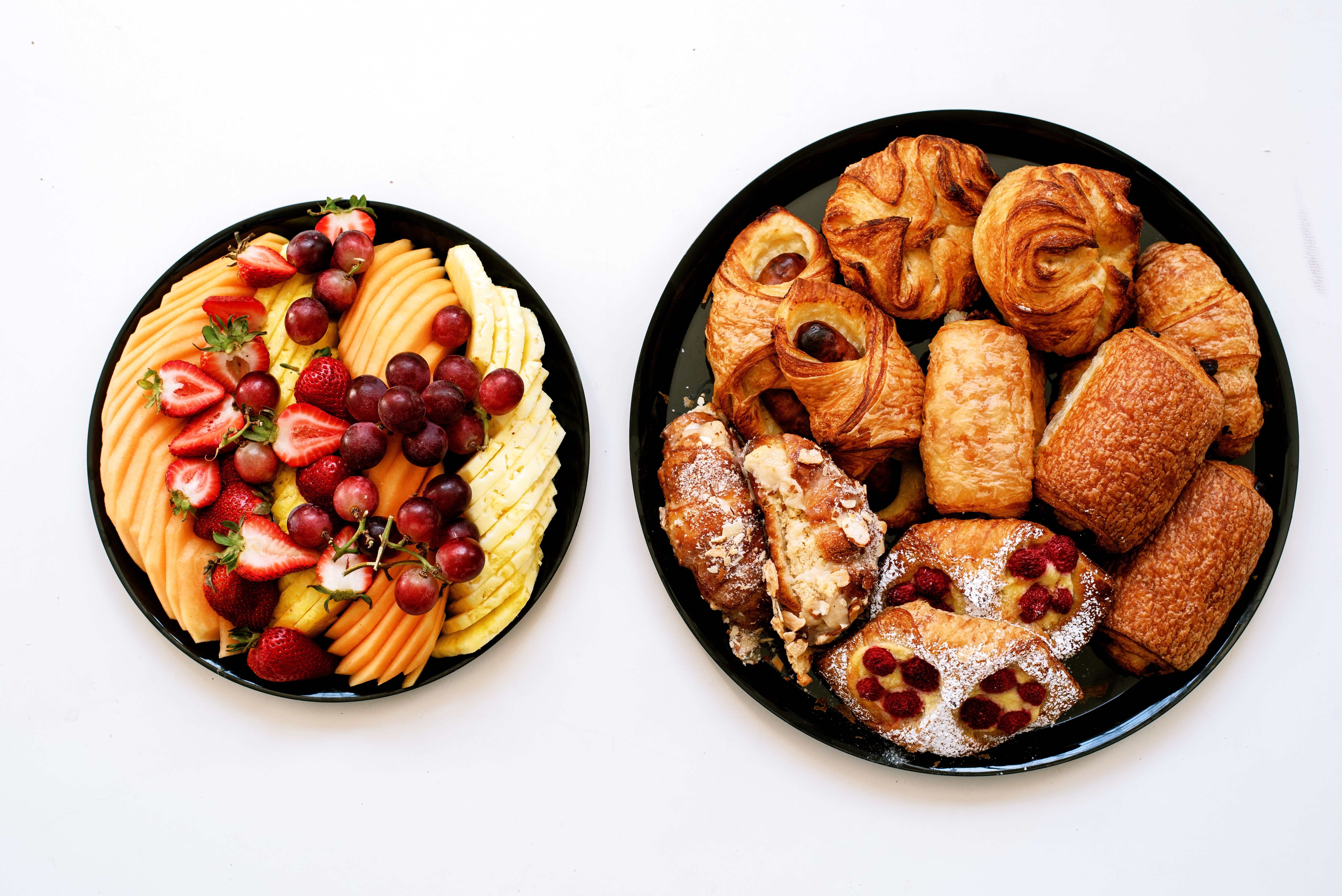 Grand Pastry Bundle with Fresh Fruit - Cold