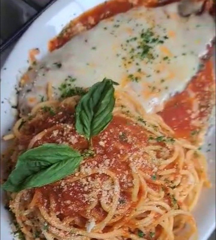 Chicken Parmesan on Spaghetti-Half