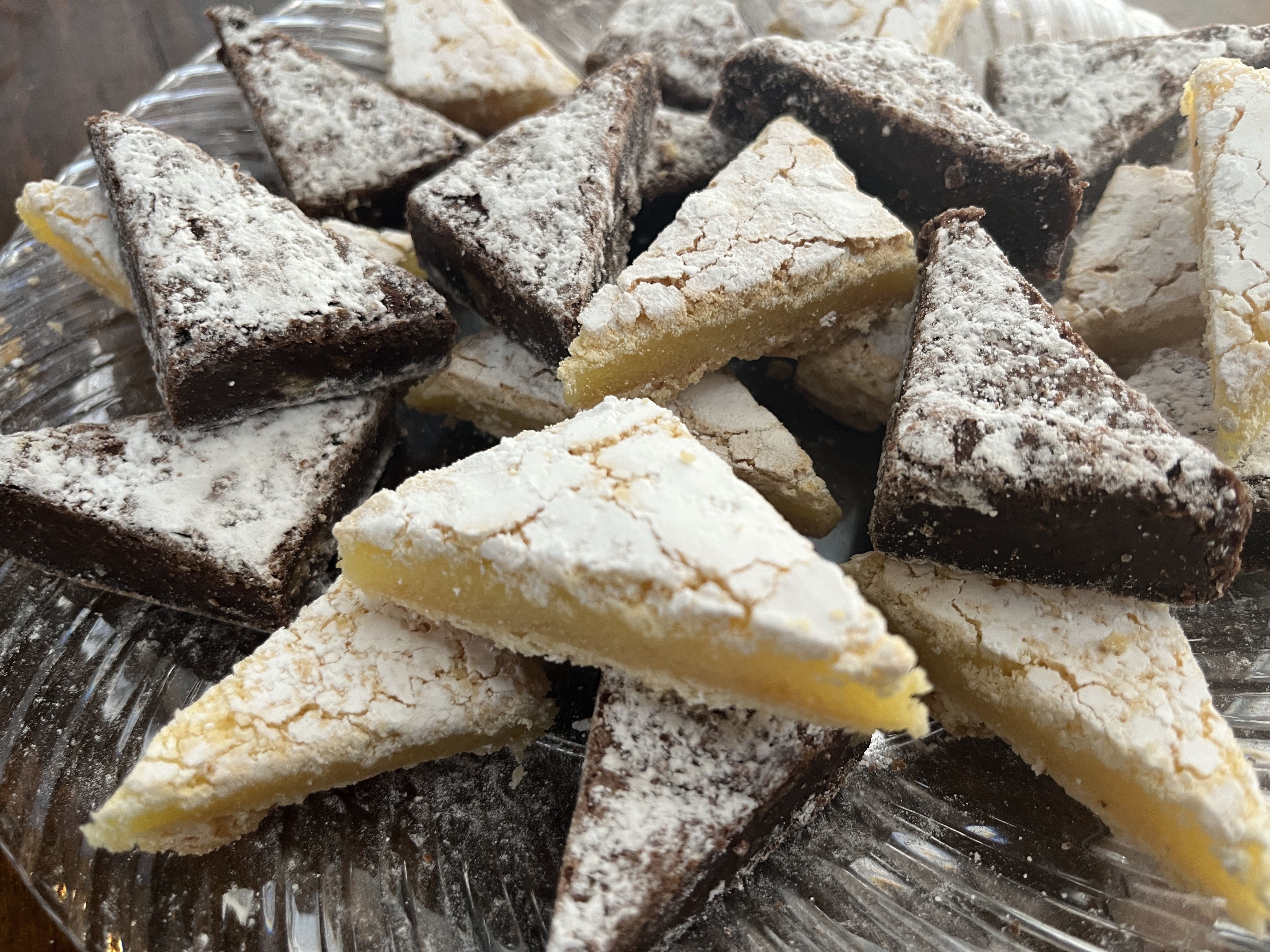 Lemon Bar & Espresso Brownie Bites Combo Platter